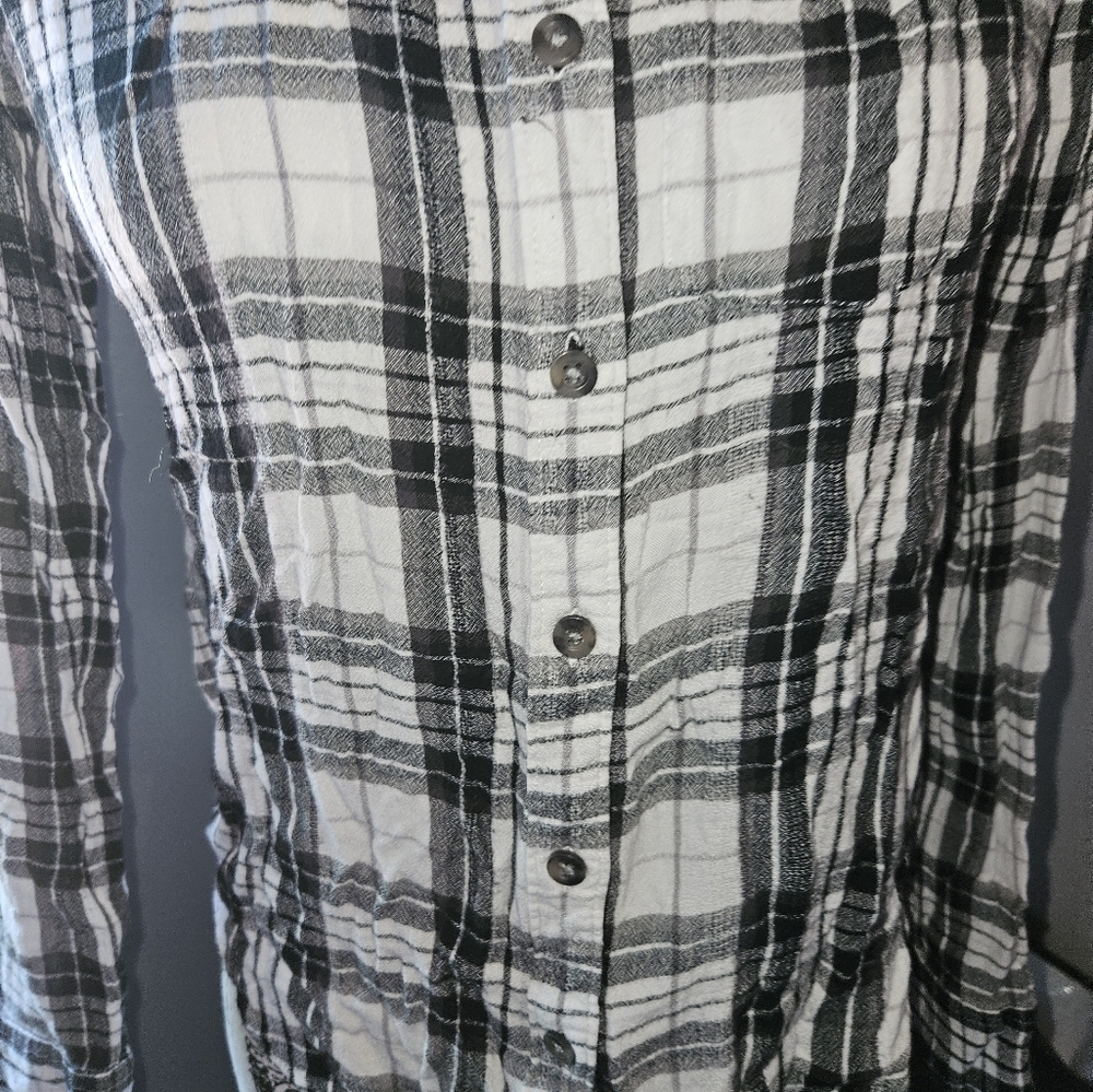 SO Womans Long Sleeve Plaid Top - Picture 5 of 9